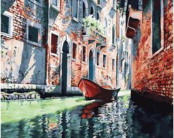 The narrow streets of Venice