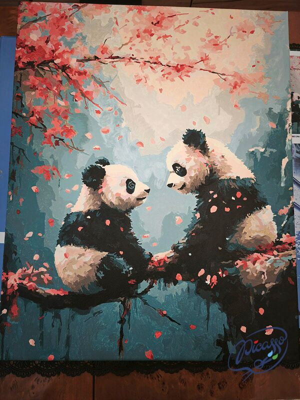 Held in Balance 40x50 cm