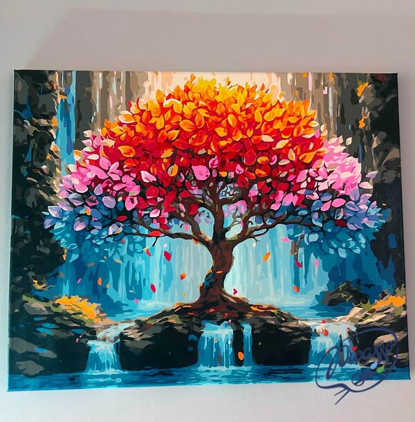 Crown of Whispers 40x50 cm